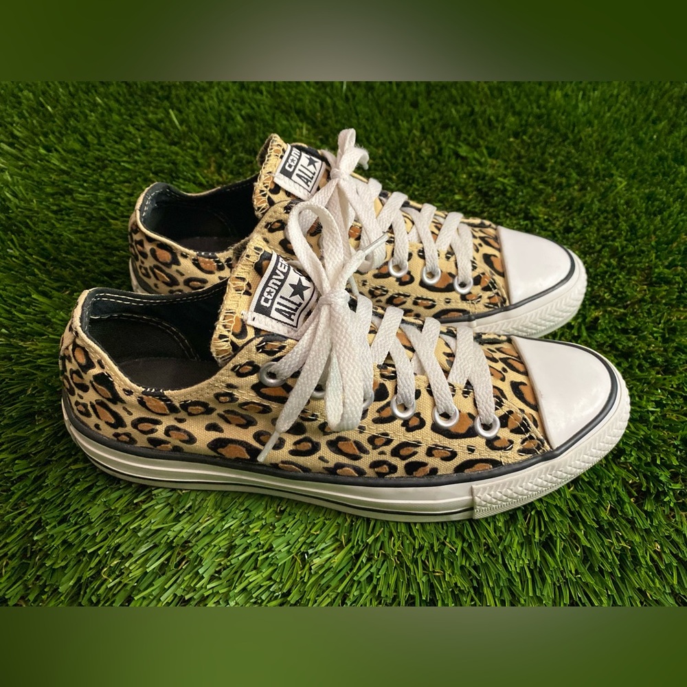 Women Converse All Star Cheetah Print Size 7